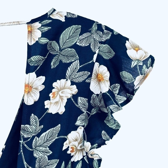 New-shop17 Floral Print Deep V-neck, Open Tie Back, Wide Leg One Piece Jump Suit - Picture 10 of 16